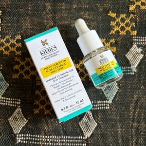 NIB Kiehl's Truly Targeted Acne-Clearing Solution size 15ml
